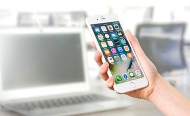 I 4 posti in cui non dovresti tenere il tuo cellulare