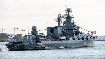 Nato, prove di terza guerra mondiale nel Mediterraneo: aerei e sottomarini in azione