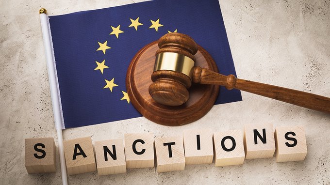 Le sanzioni contro la Russia non stanno funzionando abbastanza: per ora rischiano di rimetterci l'Italia e l'Europa, ecco perché