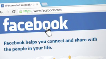 Acquisti su Facebook controllati per scoprire gli evasori, ecco dove