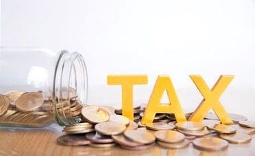 Buste paga dei dipendenti pubblici, tasse al 15% su premi e indennità. Chi ci guadagna e quanto