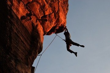 Arrampicata sportiva: i 10 posti migliori dove arrampicarsi in Italia