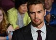 Quanto guadagna Theo James, il protagonista di The Gentlemen?