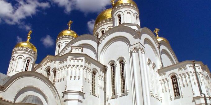 Kirill, capo della chiesa ortodossa: chi è, quanto guadagna e perché è stato sanzionato