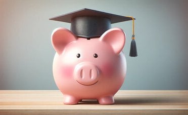 Studiare tanto per guadagnare poco. Serve davvero la laurea in Italia?