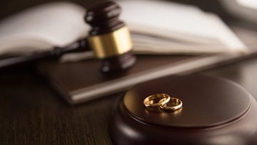 Con il divorzio si perde il mantenimento?