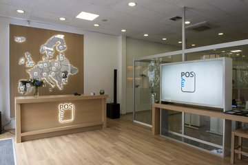 myPOS arriva a Roma con un nuovo showroom e viaggia in taxi con il 3570