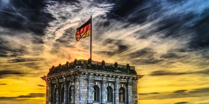 Dax: il rimbalzo potrebbe giù essere ai titoli di coda
