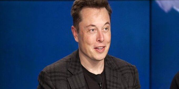 Coronavirus: Elon Musk polemico sui tamponi