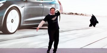 Trimestrale Tesla oltre le attese: titolo vola nell'after-hour