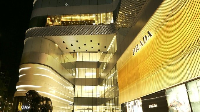 Prada chiude in rosso il 2020, ma brilla nel secondo semestre
