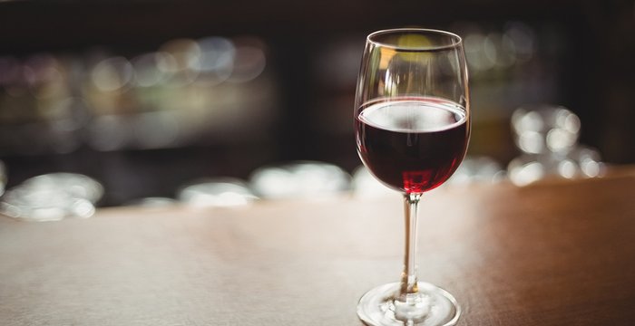 Come scegliere il bicchiere giusto per ogni vino?