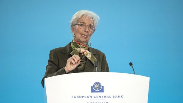 BCE, da Lagarde cartellino giallo all’Italia di Meloni sul MES. La precisazione sul contante da tenere in casa