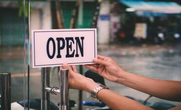 Come l'intelligenza artificiale sta cambiando i negozi 