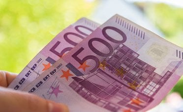 Pensioni, il governo vuole aumentarle di 1.000 euro. Ma solo quelle d'oro