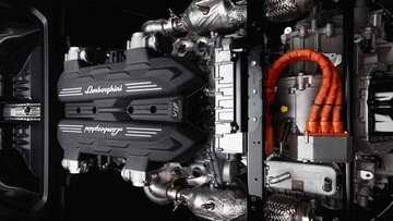 Lamborghini: nuovo motore V12 ibrido da oltre 1.000 CV