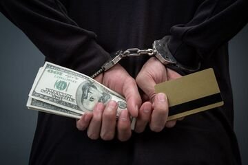 Bitcoin, un truffatore svedese ha raggirato 3.500 investitori. E arriva la condanna