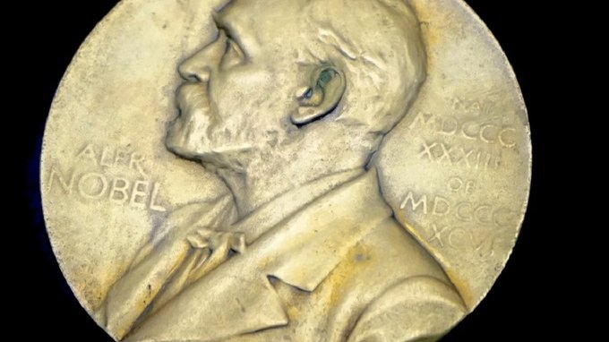 Premio Nobel per la Pace 2021 ai giornalisti Maria Ressa e Dmitrij Muratov, ma scoppia la polemica