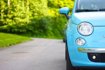 Sai cosa significano lettere e numeri delle targhe auto?