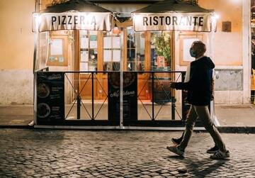 Un altro decreto in arrivo a fine mese con nuove aperture? Cosa può cambiare
