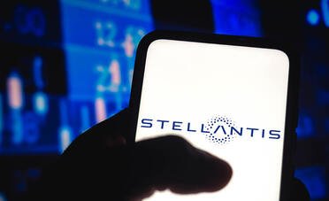 Azioni Stellantis, crollo a 4,20 euro. I livelli che possono cambiare la lettura del ribasso