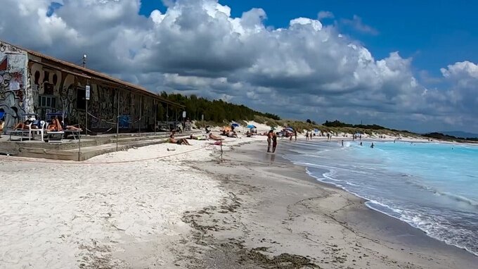 Le spiagge bianche di Rosignano sono pericolose? I rischi del carbonato di calcio (e altre sostanze) nel mare