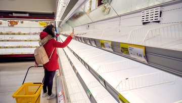 Carenza di cibo e prezzi più alti al supermercato: “In arrivo crisi alimentare senza precedenti, rischio carestia”