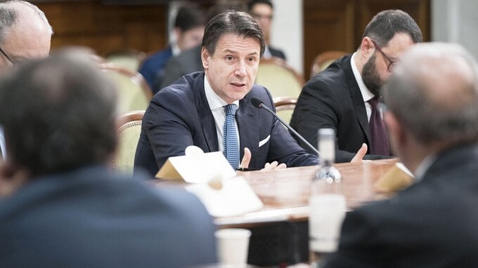 I miliardi che Conte dà ai Comuni sono solo un anticipo