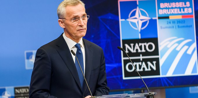 Chi è Jens Stoltenberg? Biografia e stipendio del segretario generale della Nato