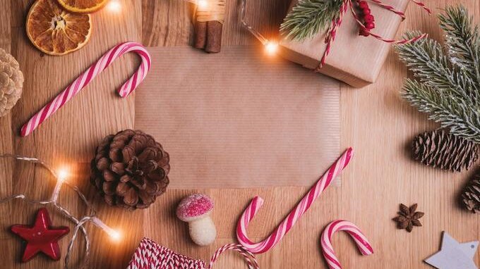 Multe per addobbi e luci di Natale, quando non sono legali (e a cosa fare attenzione) 