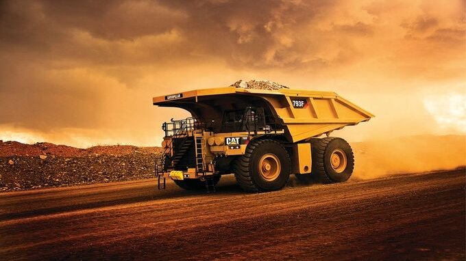 Caterpillar sorprende gli investitori e porta ottimismo sul mercato 