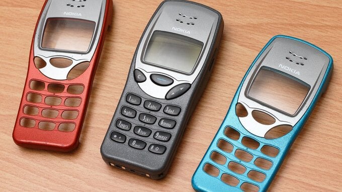 Non devi mai lasciare il tuo vecchio telefono in un cassetto. Ecco il motivo