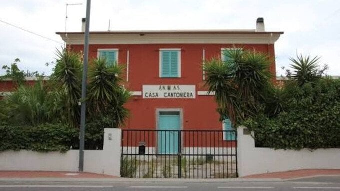 Le case cantoniere in vendita nel 2026, dalle Alpi alla Sicilia. Come fare domanda 