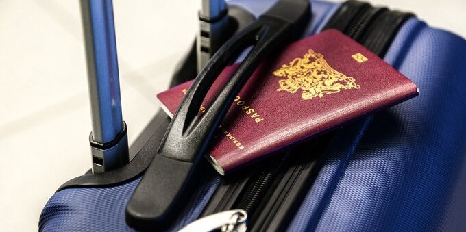  Passaporto elettronico: richiesta online, costi e tempi per il rilascio