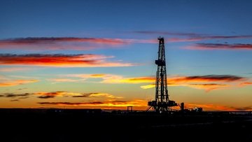 Petrolio: nuovo affondo delle quotazioni. Che sta succedendo?