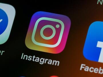 Come avere la spunta blu su Instagram e Facebook (e quanto costa)