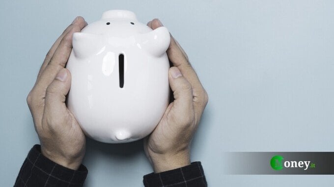 BTP, cresce il rischio contagio dalla Francia. Come investire nei bond?