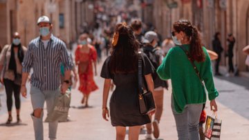 Coronavirus, 14.000 contagi in Italia entro domenica: la previsione dell'algoritmo