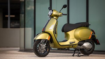 Vespa GTS: scocca in acciaio e dotazione full