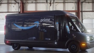 Stop alle tasse per chi compra su Amazon. La decisione di questo Paese fa discutere