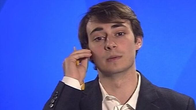 Amedeo Avondet, il militante di FdI che ammira Putin: chi è e i contatti con la Russia