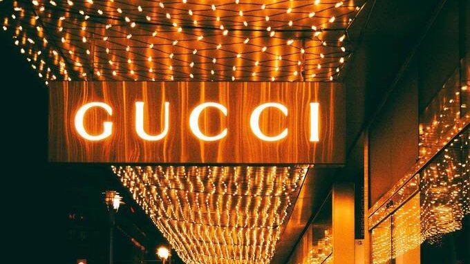 La crisi del lusso (e della Cina) colpisce anche Gucci