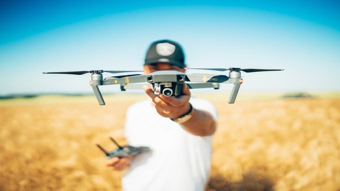 Patente per drone, quando è obbligatoria e quanto costa prenderla