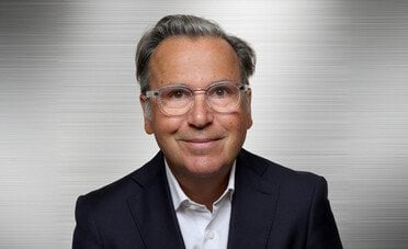 Chi è e quanto guadagna Arnaud Belloni, il nuovo CEO di Fiat