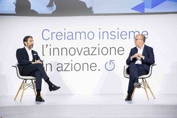 La visione del sistema paese può essere solo in digitale