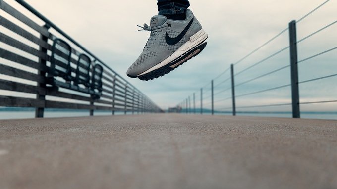 New Balance batte Nike. Le vendite superano i $9 miliardi nel 2025 (+19%)