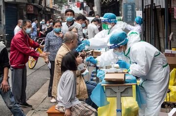 Wuhan è “salva”: tamponi a 10 milioni di persone, ecco cosa si è scoperto