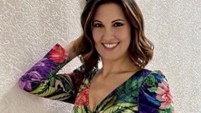Amadeus, chi è la moglie Giovanna Civitillo e quanto guadagna