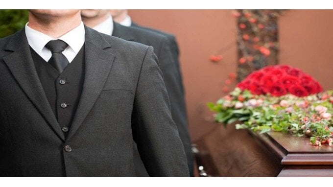 Quanto guadagna un operatore funebre? Lo stipendio dei necrofori