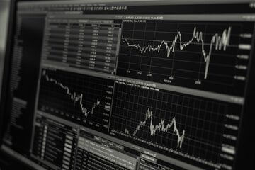 FTSE MIB, DAX e S&P 500 sui massimi. Le onde di Elliott lanciano un segnale da non ignorare